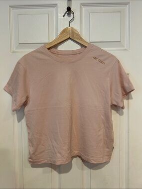 Arc'teryx Women's Blush Pink Short-Sleeve Crew Tee